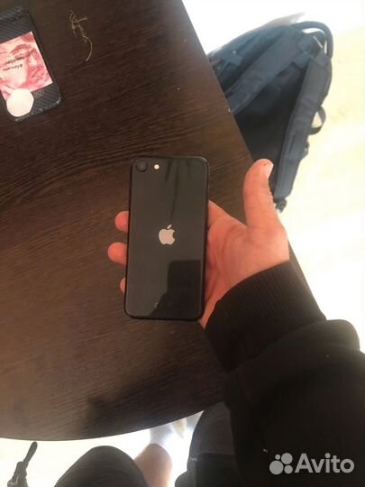 iPhone se 2020 128gb