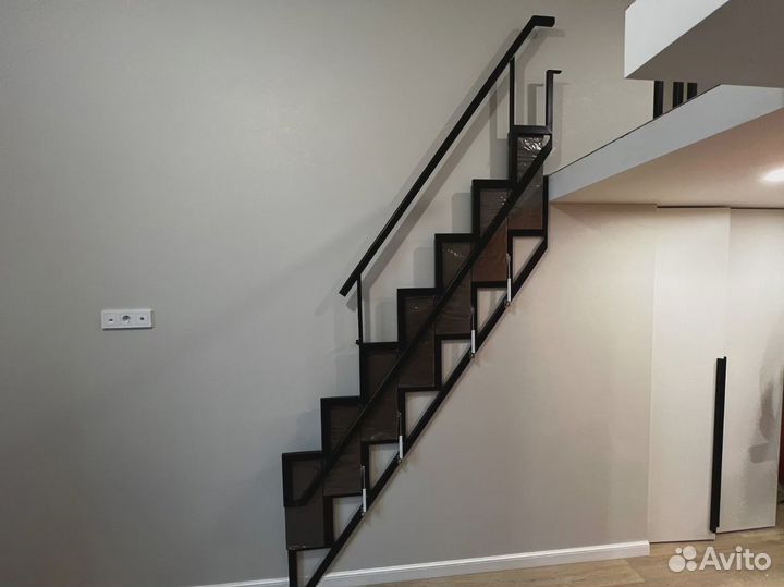 Лестницы складные-откидные пристенные