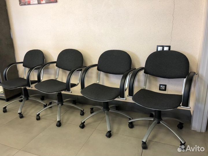 Офисный стул