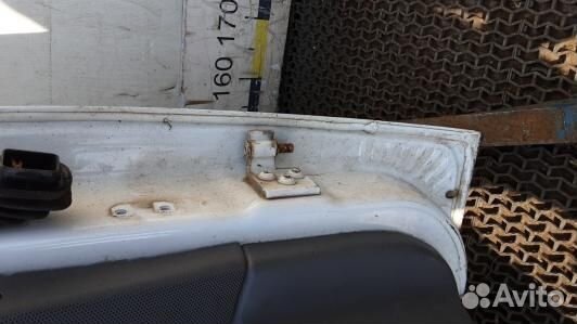 Дверь передняя левая mercedes benz vito W639 (1SK6