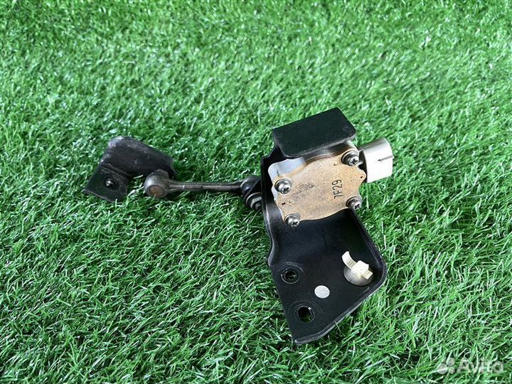 Датчик высоты дорожного просвета задний Honda