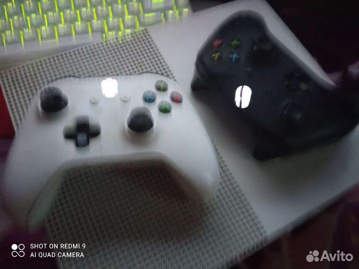 Игровая приставка Xbox One S