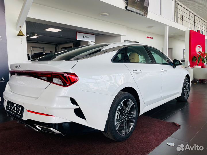 Kia K5 2.5 AT, 2023