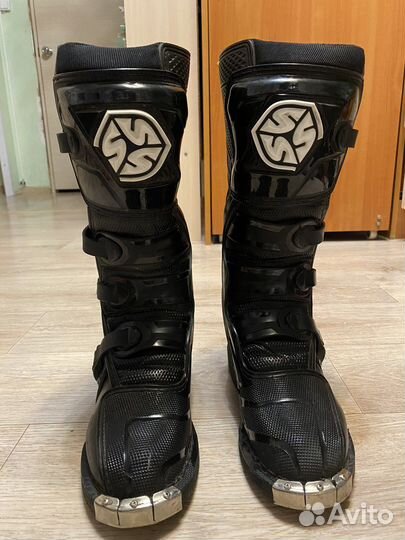 Боты для мотокросса