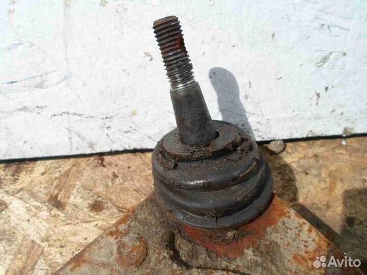 Рычаг передний левый верхний Chevrolet Silverado G