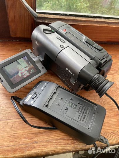 Видеокамера sony ccd trv30e