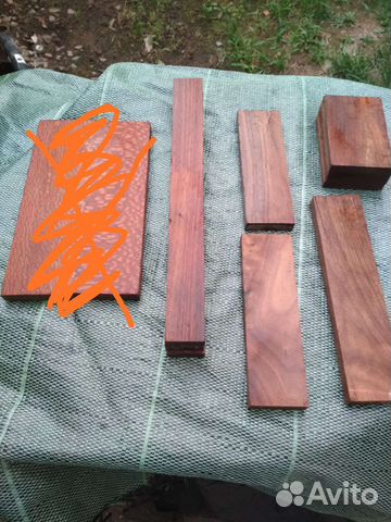 Бруски красного дерева