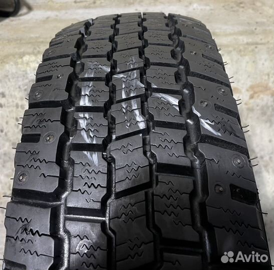 Michelin X M+S 200 215/70 R15C