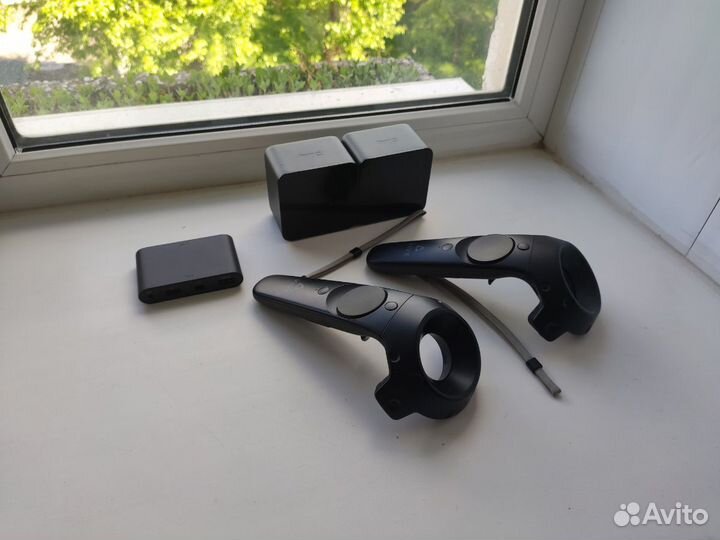 Шлем виртуальной реальности HTC Vive