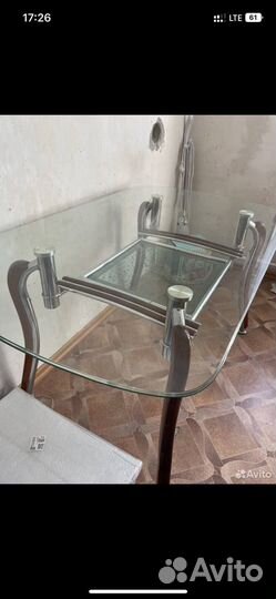 Кухонный стол