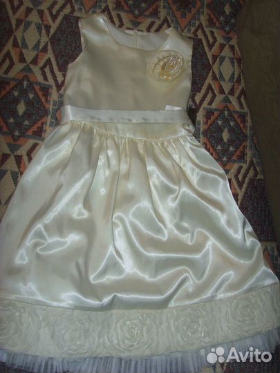 Нарядное платье,Кремовый шампань,5-6 лет