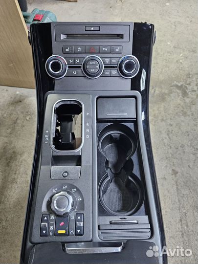 Центральная консоль Rover Sport l320