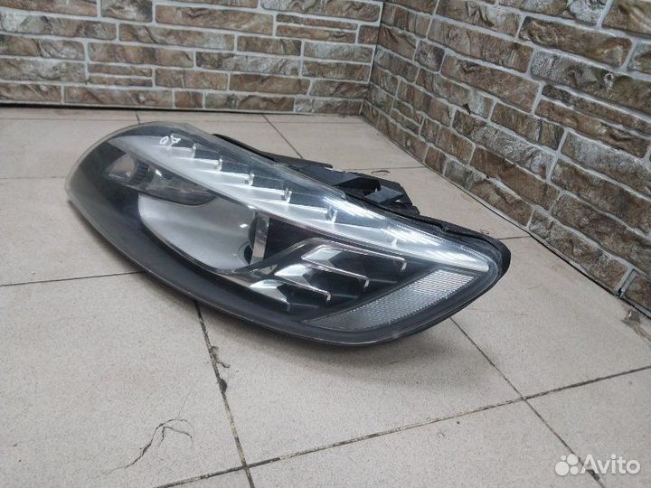 Фара левая Audi Q7