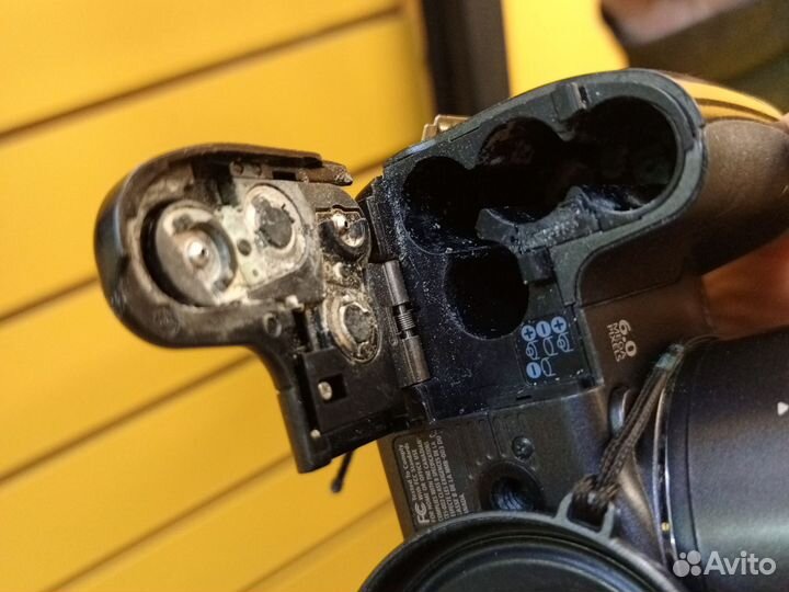 Компактный фотоаппарат canon Pc1189