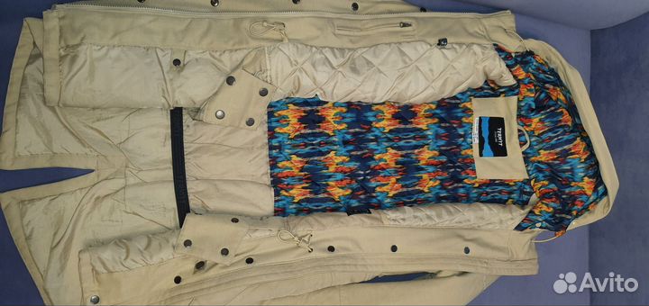 Горнолыжная куртка женская