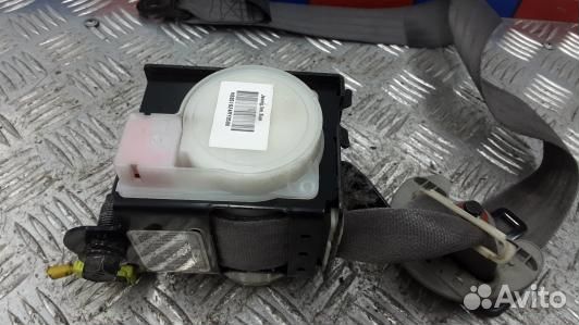 Ремень безопасности с пиропатроном сиденья передне