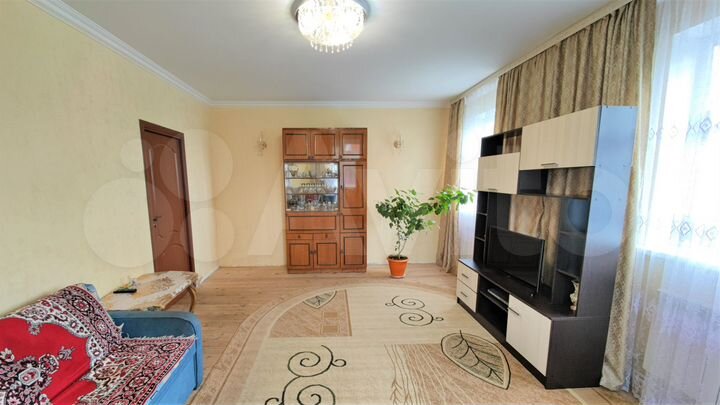 Дом 191 м² на участке 12 сот.