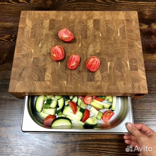 Доска разделочная торцевая из дуба с гастроёмкость