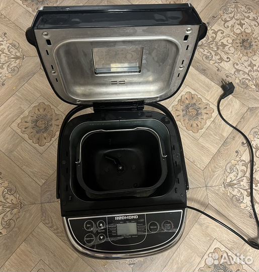 Хлебопечка redmond