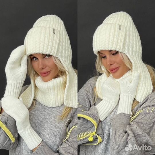 Комплект шапка, варежки и снуд