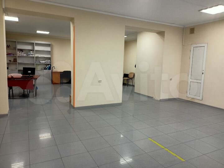 Мегатрафик. Первая линия - по. Ушакова, 77 м²