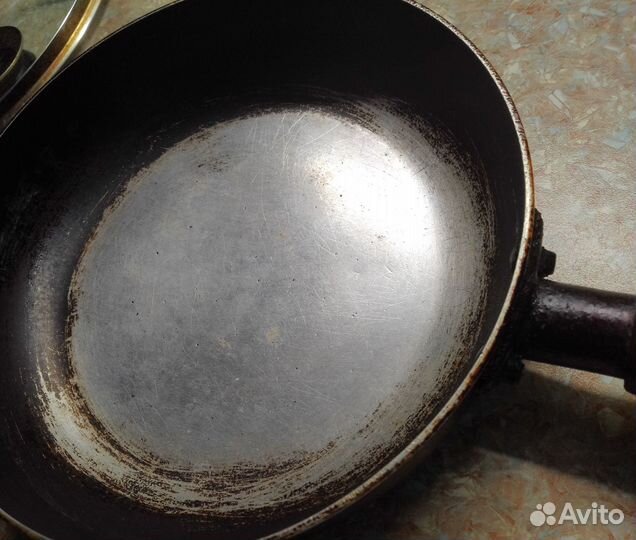 Продам сковороду