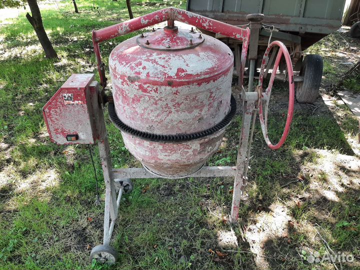 Бетономешалка бу