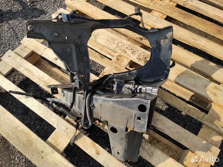 Панель фары правая Очки на Opel Zafira B