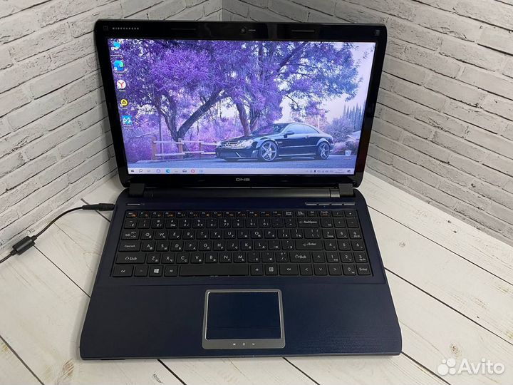 Игровой ноутбук DNS i7/12Gb/2видеокарты/SSD+HDD