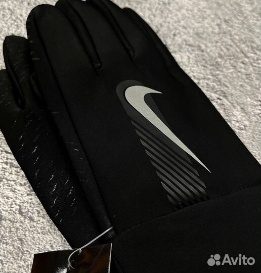 Перчатки Nike: комфорт и стиль