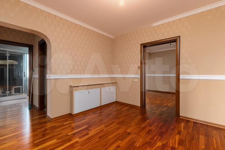 5-к. квартира, 200 м², 13/24 эт.