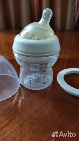 Бутылочка Chicco с соской для кормления ребенка