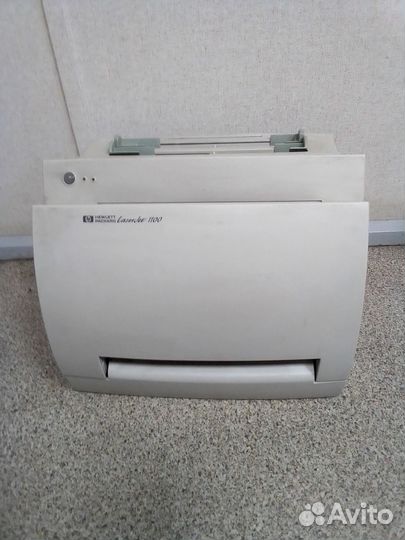 Принтер лазерный HP LaserJet 1100. Неубиваемый