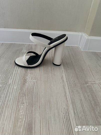 Босоножки женские 37 размер