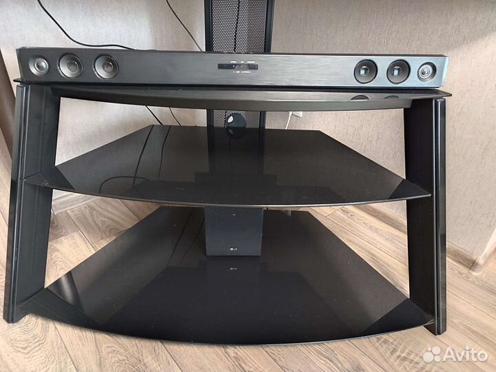 Полка для телевизора