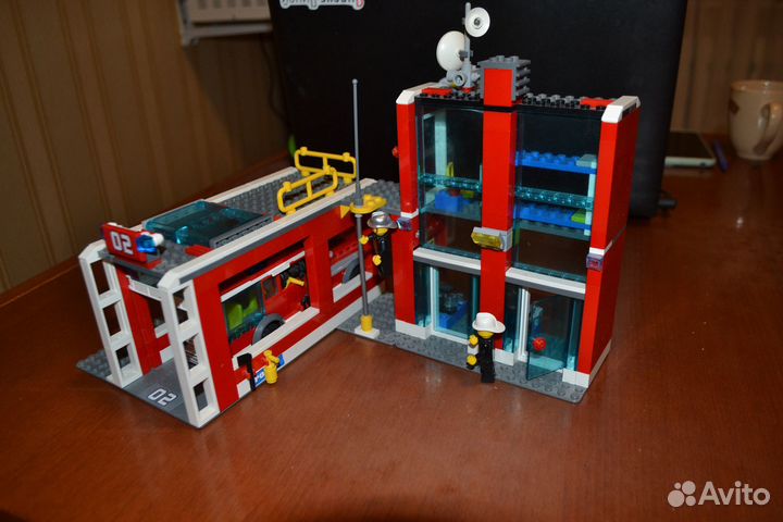 Lego city Пожарная станция 7208
