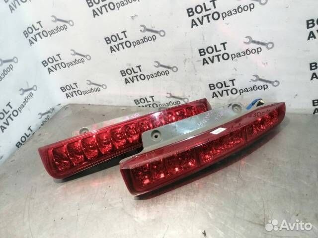 Фонарь (стоп-сигнал) задний правый Toyota Isis