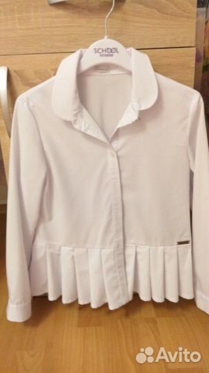 Блузка новая белая