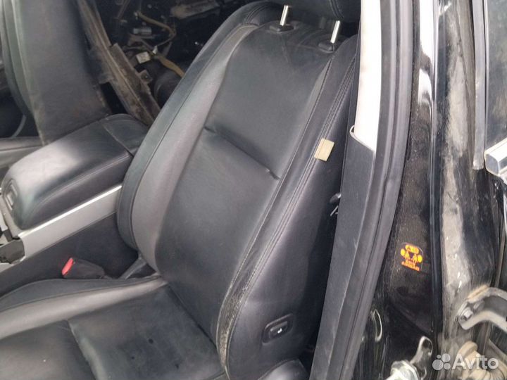 Mazda CX 9 водительское сиденье