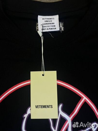 Футболка Vetements 