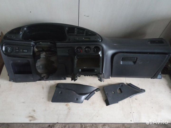 Торпедо Ford Mondeo 2 1996-2000