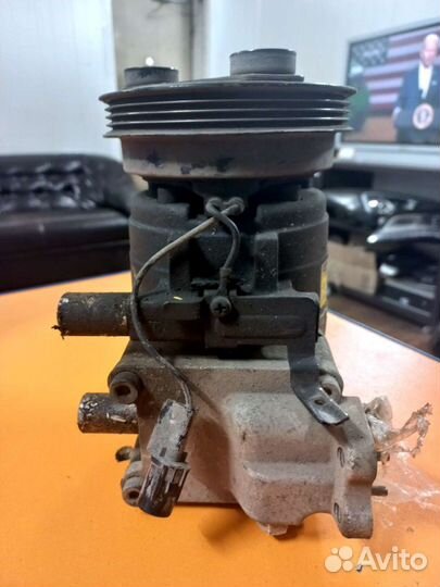 Компрессор кондиционера Hyundai Elantra XD