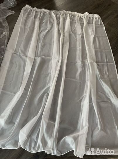 Продаю белый тюль и 2 серые портьеры