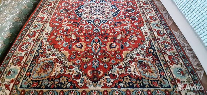 Ковёр шерстяной