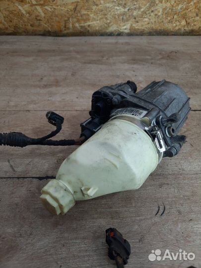 Электрогидроусилитель руля Opel Zafira B минивен