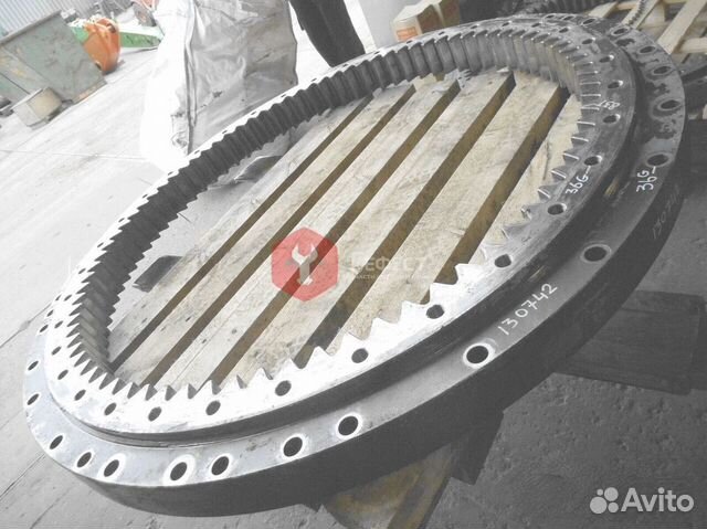 Поворотный круг R180LC-3 81EM-00021BG