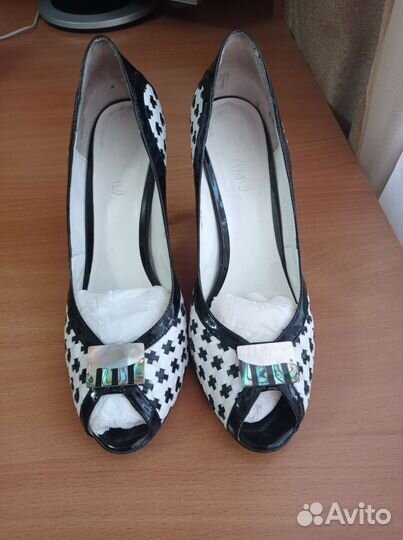 Туфли женские
