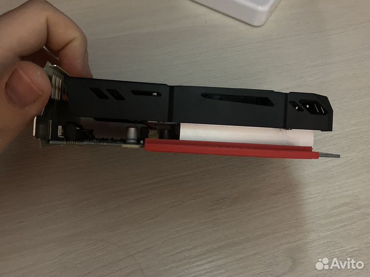 Видеокарта 1030 aero ITX 2GD4 OC