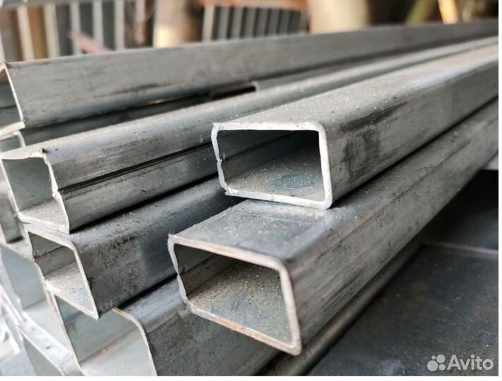 Профильная труба 60х60х2