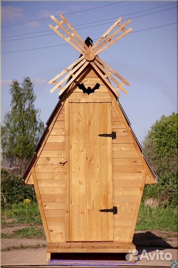 Уличный туалет деревянный ELE1000